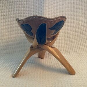 Vintage Hand-carved Wooden Serving Bowl On A Carved Tripod With Black Accents